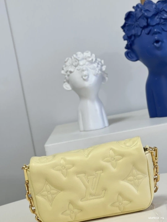 WIS ON LOUIS BUBBLEGRAM VUITTON WALLET STRAP 0804